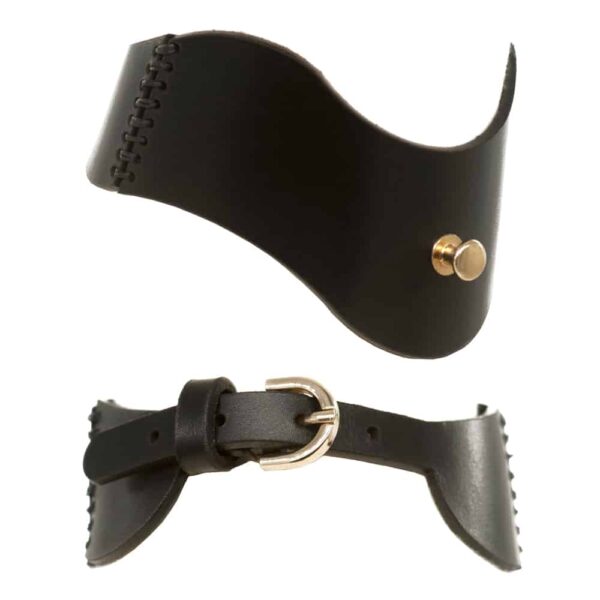 EBE Posture collar ancho en cuero negro y detalles de oro de 0770 en Brigade Mondaine