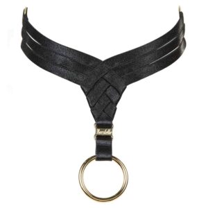 Asobi-Choker aus satinierten Gummibändern in Schwarz und Triangel mit Ring von Bordelle Signature bei Brigade Mondaine
