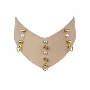 Beige leather chocker necklace V shape with pearls and peaks LUDOVICA MARTIRE at Brigade Mondaine