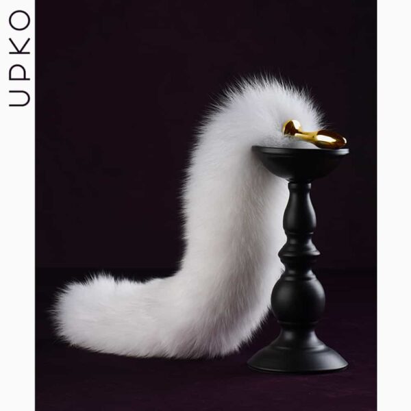 Anal plug in white fox fur in the shape of fox tail or rabbit tail UPKO at Brigade Mondaine