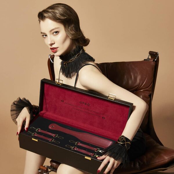 Case d'bondage and BDSM accessories in red velvet and burgundy red leather handmade UPKO at Brigade Mondaine