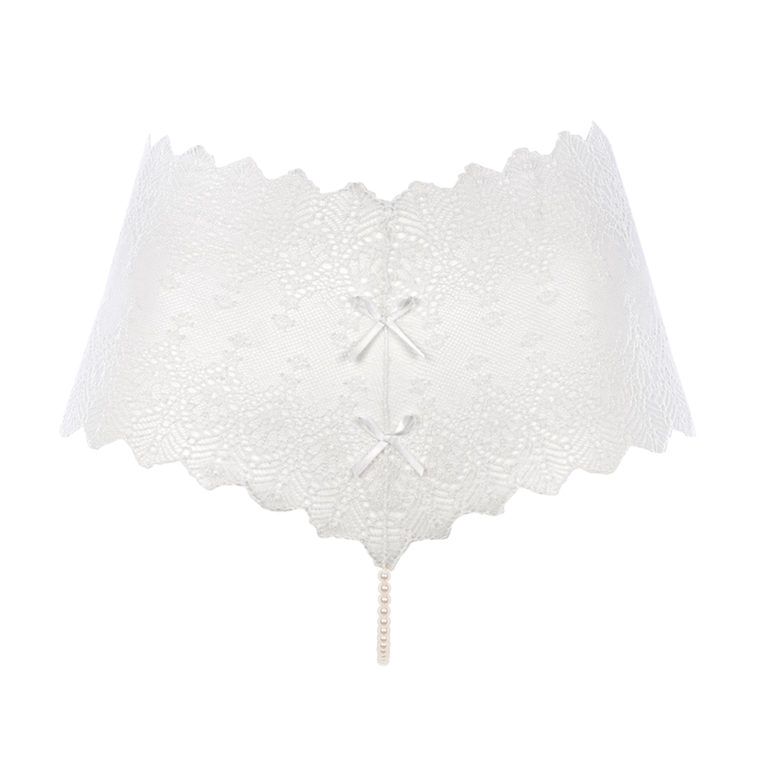 G-string PANTY ivory, lace and pearls from Majorca from the BRACLI brand GENEVA collection at BRIGADE MONDAINE