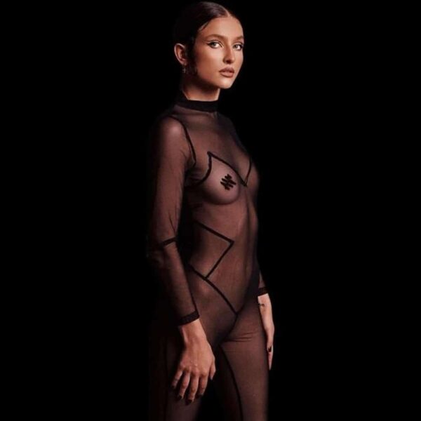 Catsuit infinity en résille, couvrante des poignets aux cheville, avec un motif graphique sur le corps