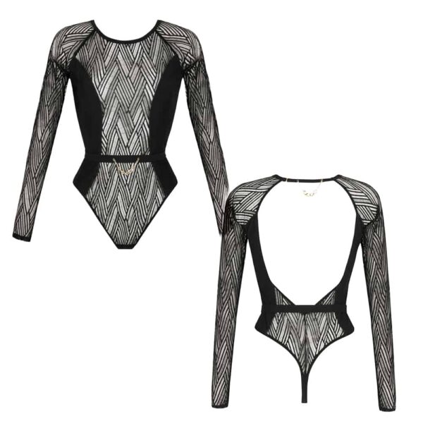 Body Noir Onde sensuelle de la marque Atelier Amour disponible chez Brigade Mondaine. Le body est transparent avec de fines ondulations verticales noires dans une inspiration ethnique. Au centre il y a une ceinture noire qui entoure le body et au milieu de laquelle se trouve une chainette en or.