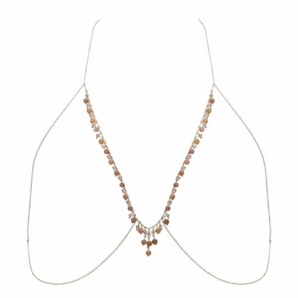 Packshot du Devant d'un Bijou de Buste Doré avec Bijoux Swarovski