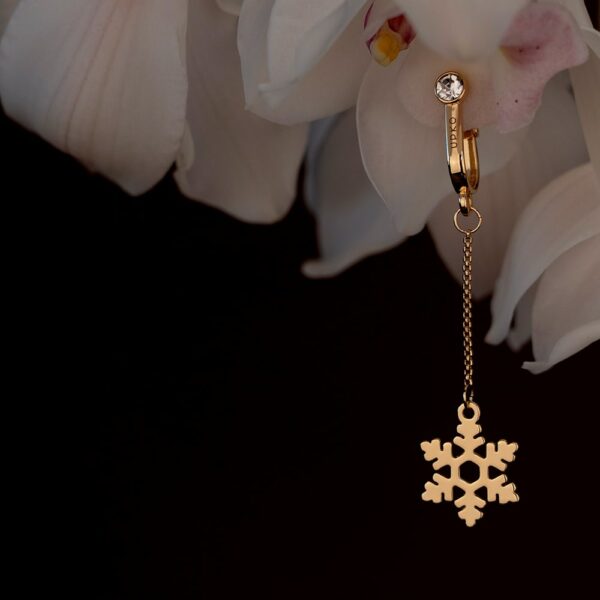 Intimate jewelry snowflakes without piercing gold brand Upko available at Brigade Mondaine.