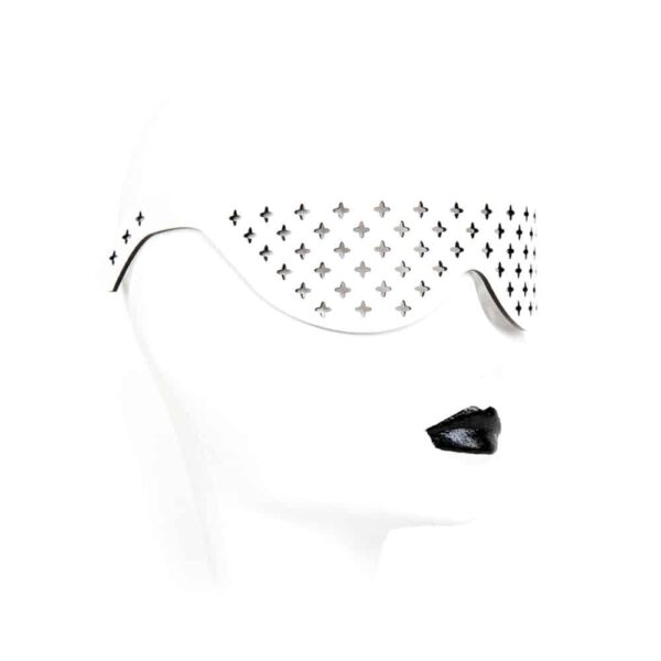 Confessional Bianco Mask FRÄULEIN KINK on Brigade Mondain, entirely handmade to order in the brand's Berlin workshop from laser-cut patent leather, this Confessional Bianco Mask will come as a surprise to your partner. The laser cutouts on the eyes add a touch of glamour to the ensemble. In the boudoir or in the city, accessorize any outfit! We'll forgive you anything in the confessional...