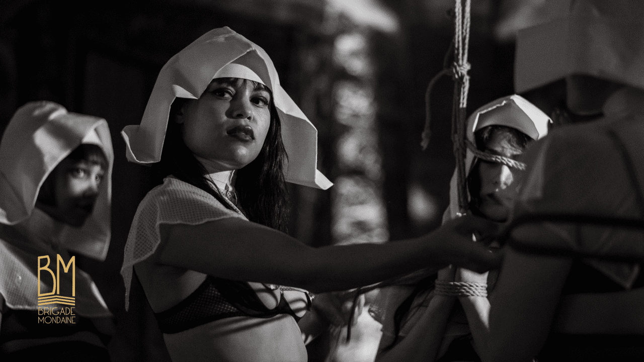 Marie Sauvage, espectáculo Shibari en colaboración con Brigade Mondaine