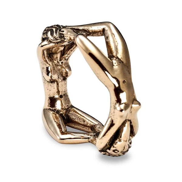 Accessoire Ring Ring für das männliche Geschlecht (Phallus und Beutel), bestehend aus zwei Körpern, die einen Kreis aus Bronze bilden.