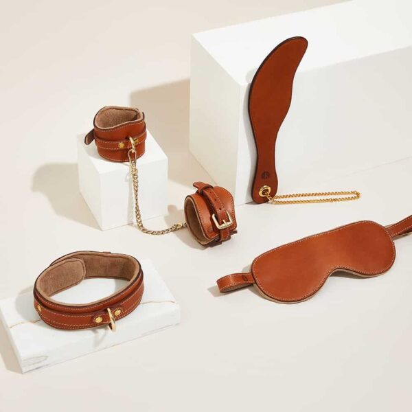 KILTER Bondage accessory in Italian vegetable tanned leather