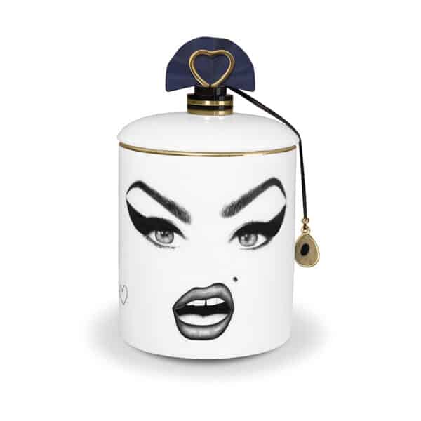 Bougie parfumé en porcelaine blanche avec visage de Amy Winehouse maquillé en noir et blanc