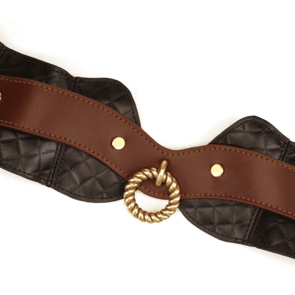 THE EQUESTRIAN LEATHER POSTURE COLLAR