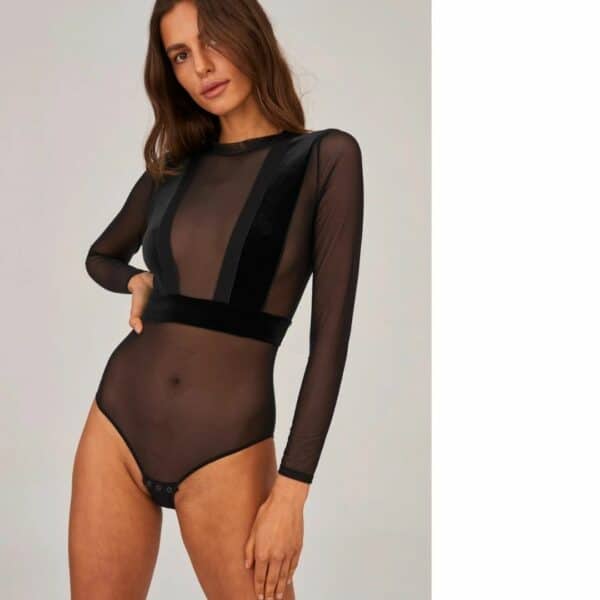 Mannequin portant le body Undress Code It Suits You sur un fond blanc.