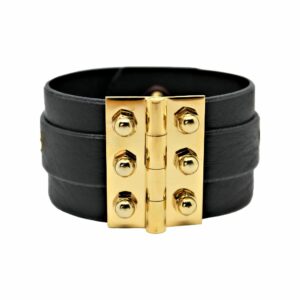 Packshot on white background of the black leather Twin Strap Hinge bracelet.