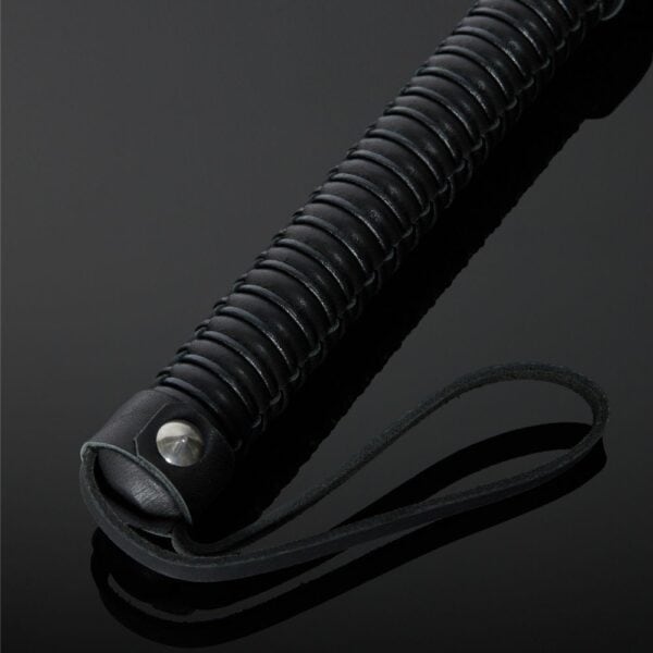 Detail of a Black Leather Swift on the Packshot handle