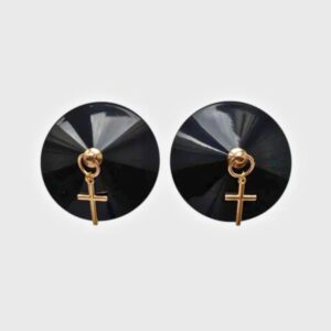 Nippies noirs avec croix dorée signés Yokko Chérie, faits main en France. Accessoire de mode sophistiqué, conçu pour sublimer les tenues audacieuses. Mélange de glamour, sensualité et artisanat.