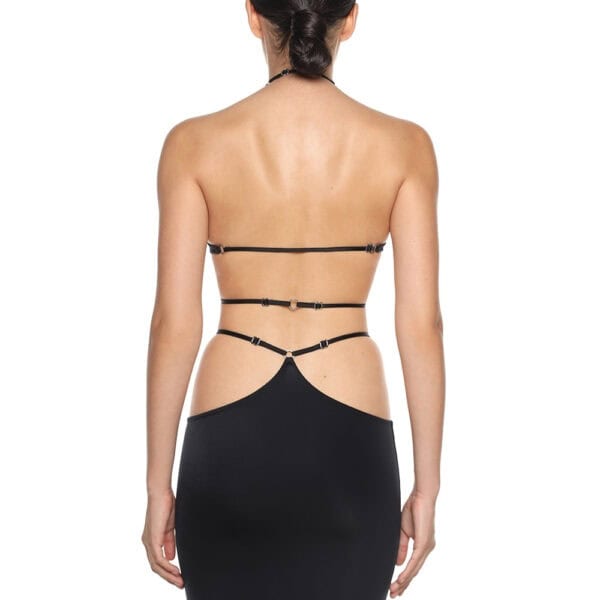 Langer Rock aus fließendem, dehnbarem Biflex von Anoeses, mit Metallringen verziert und mit einem hohen, verstellbaren Schlitz versehen - eine sinnliche, handgefertigte Kreation.