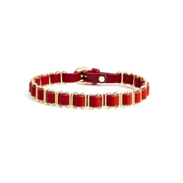 JOS Choker von Anoeses, Halsband aus schwarzem, vollnarbigem Leder mit dekorativen Metallschnallen und verstellbarem Verschluss - ein handgefertigtes Accessoire im minimalistischen Fetisch-Stil.