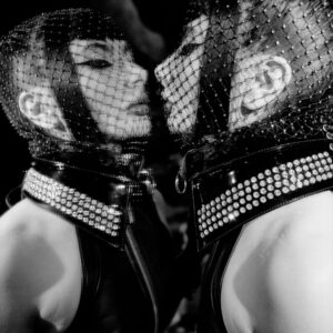 House of SXN <br /><strong> Crystalla-Haltungskette </strong>