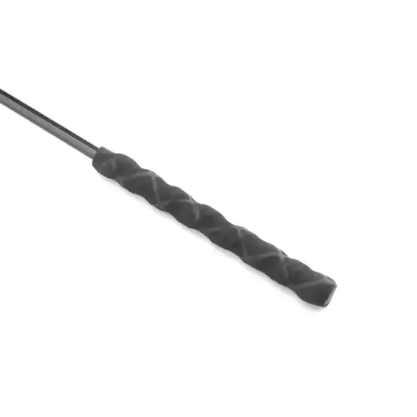 Cravache courte en cuir rouge avec tête en cœur et rivets métalliques rouges – Liebe Seele